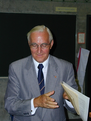 P1010042