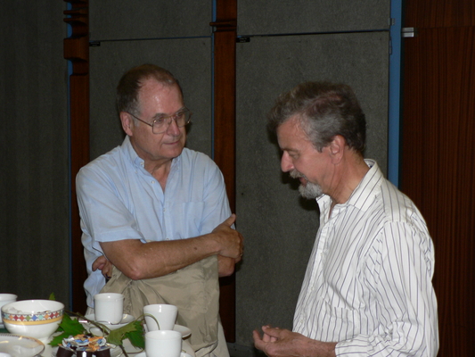 p1000393