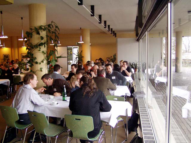 lunch_discussion3